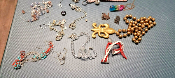 Used Jewlery Lot - Image 2