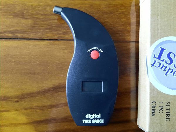 Digital Tire Pressure Gauge New In Box With Directions